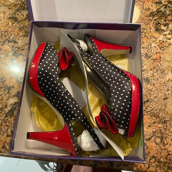 Madden Girl heels NWOT - Picture 2 of 6